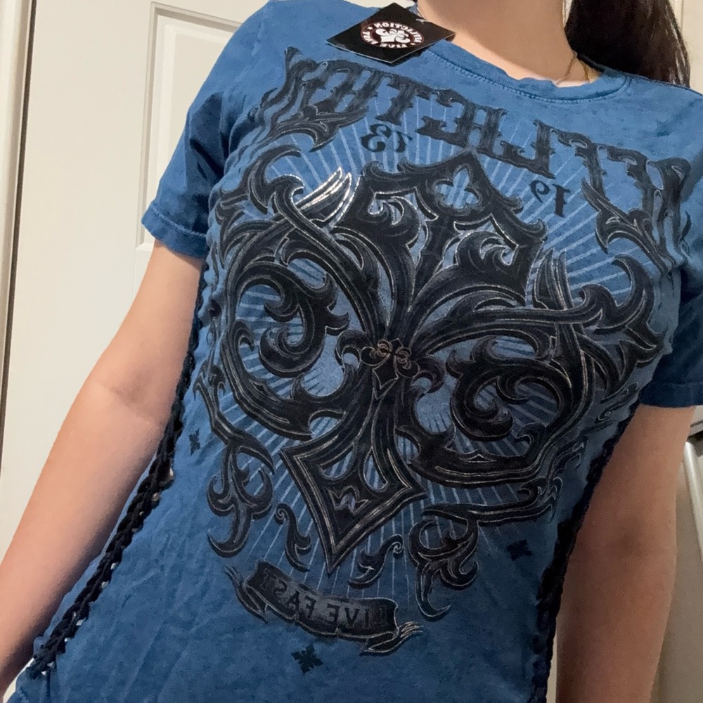 DEADSTOCK Blue Affliction Shirt with black accents. STILL HAS THE TAG ON IT!